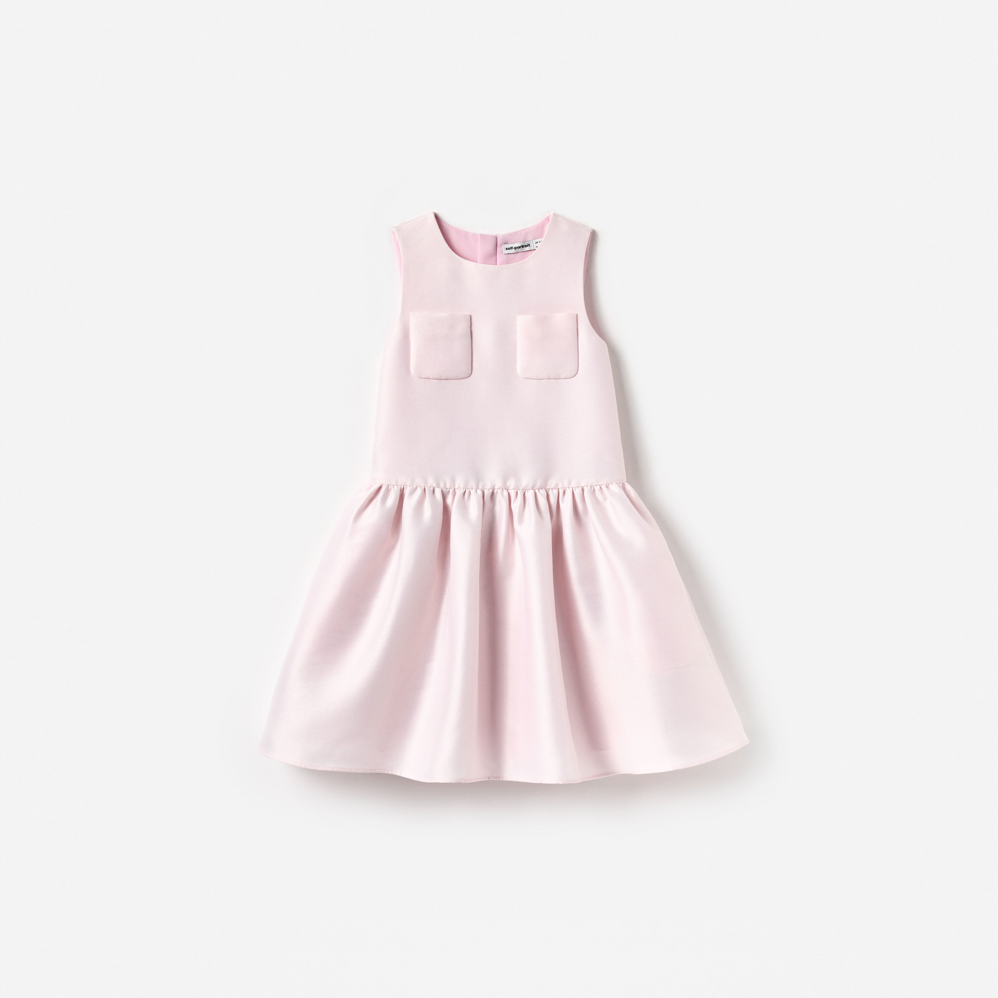 self portrait pink taffeta dot mesh mini dress Incredible Davika Hoorne in PINK TAFFETA DOT MESH MINI DRESS, love her! Selfportraitbangkok / Shop https://tinyurl.com/y4bsmdh5