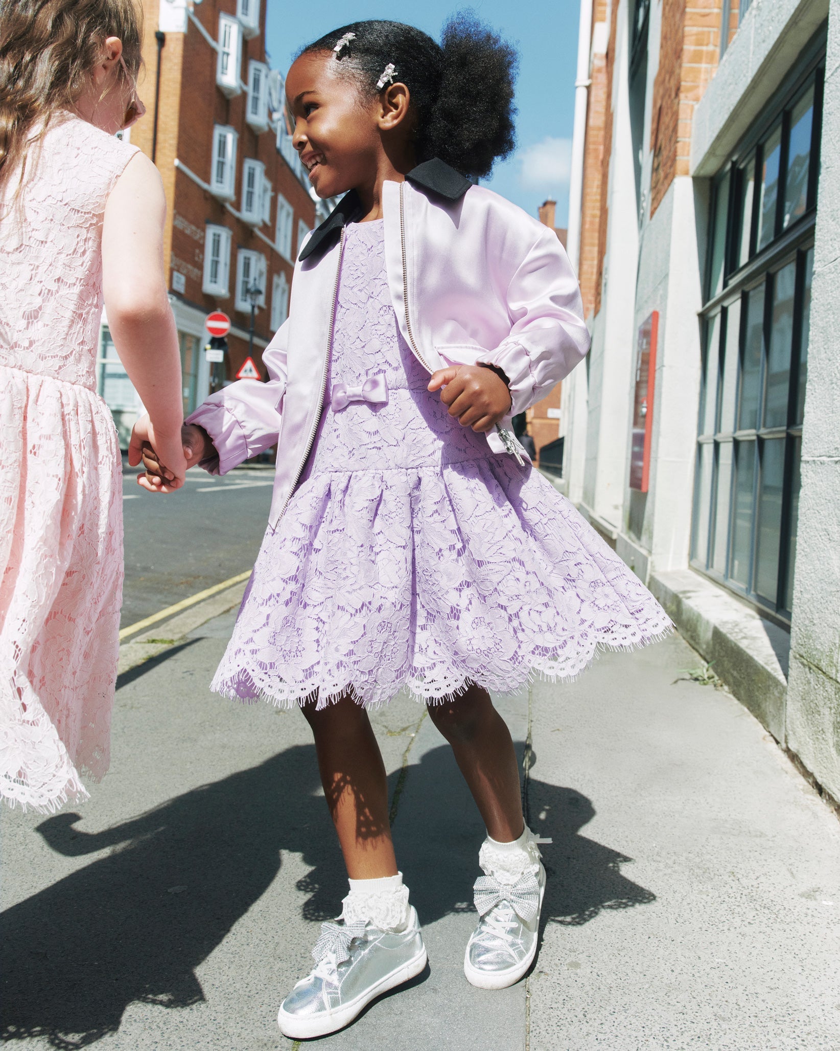 Lilac Sleeveless Lace Dress