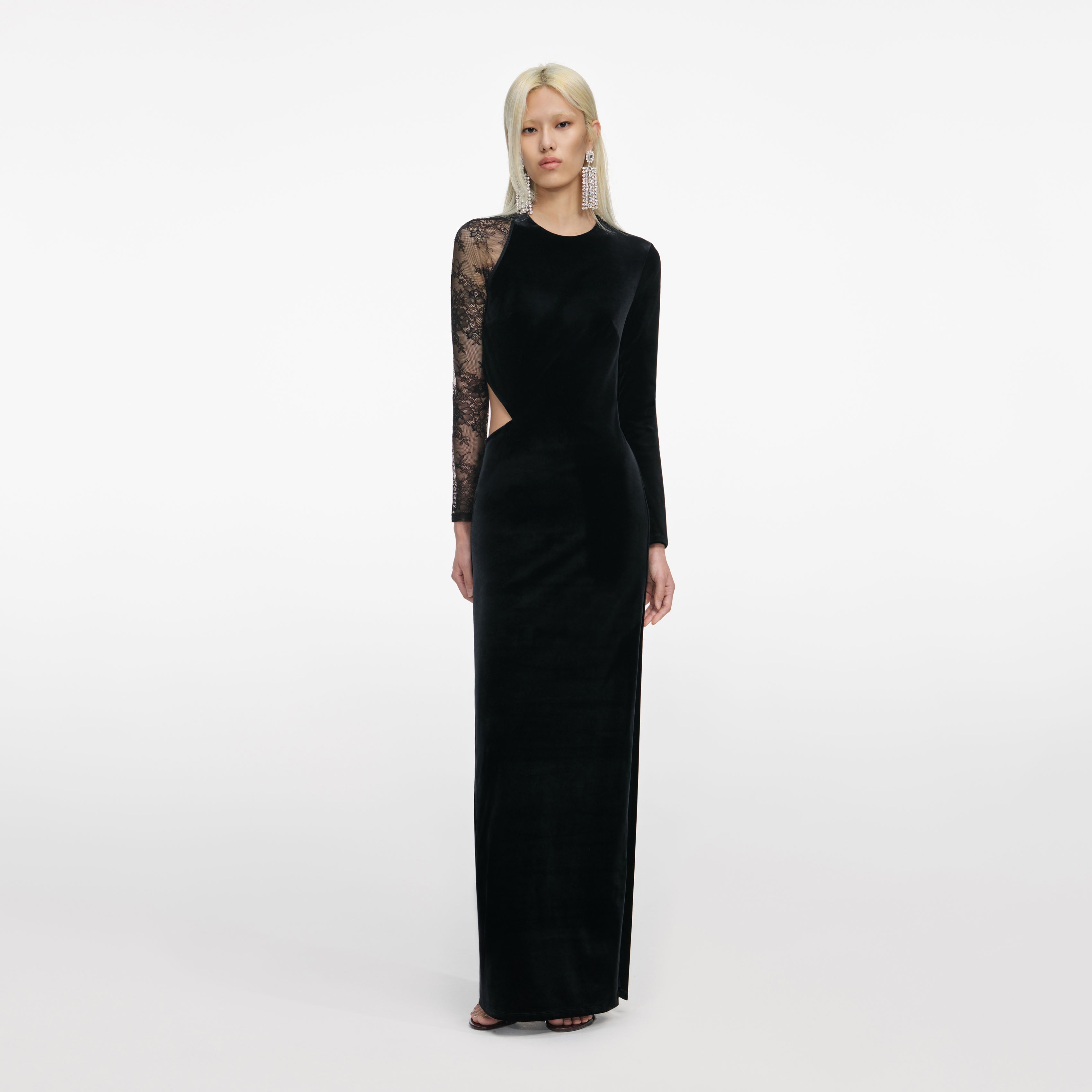 Self-Portrait - Black Velvet Lace Maxi Dress - US 10 Self-Portrait - Black Velvet Lace Maxi Dress - US 10