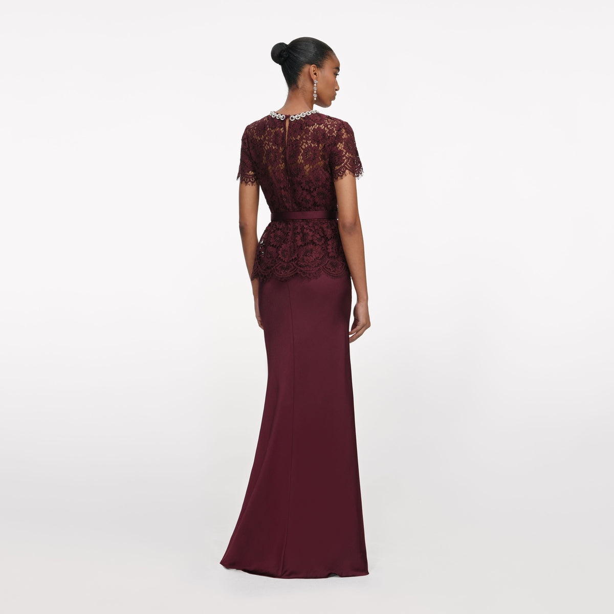 Burgundy Lace Satin Maxi Dress – self-portrait-US
