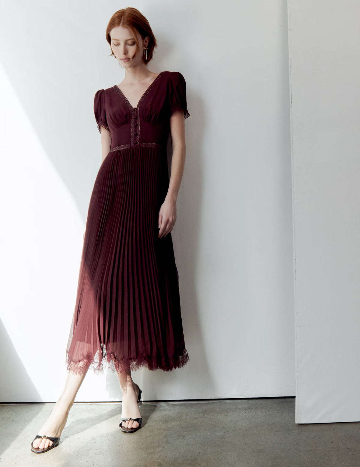Burgundy Viscose Pleated Lace Midi Dress