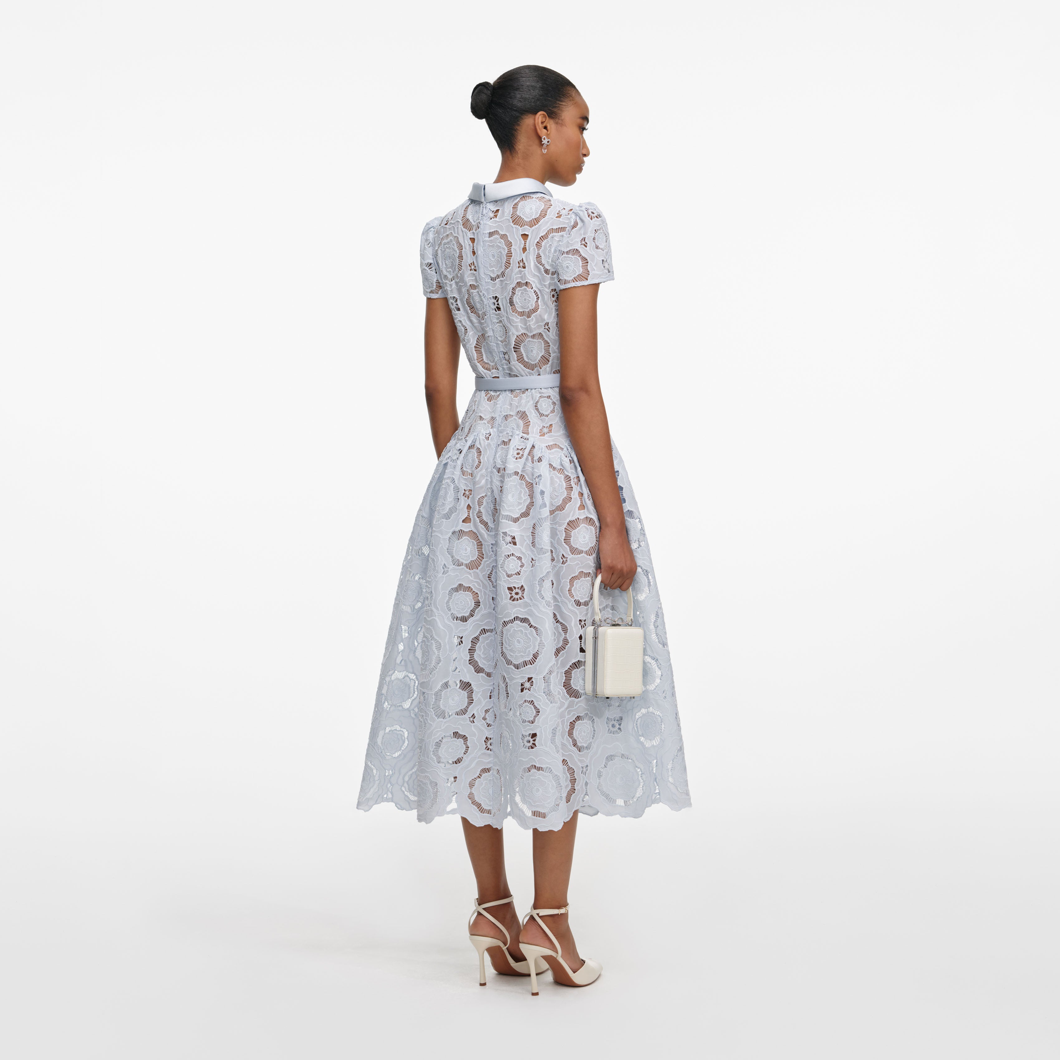 Blue Floral Lace Midi Dress – self-portrait-US