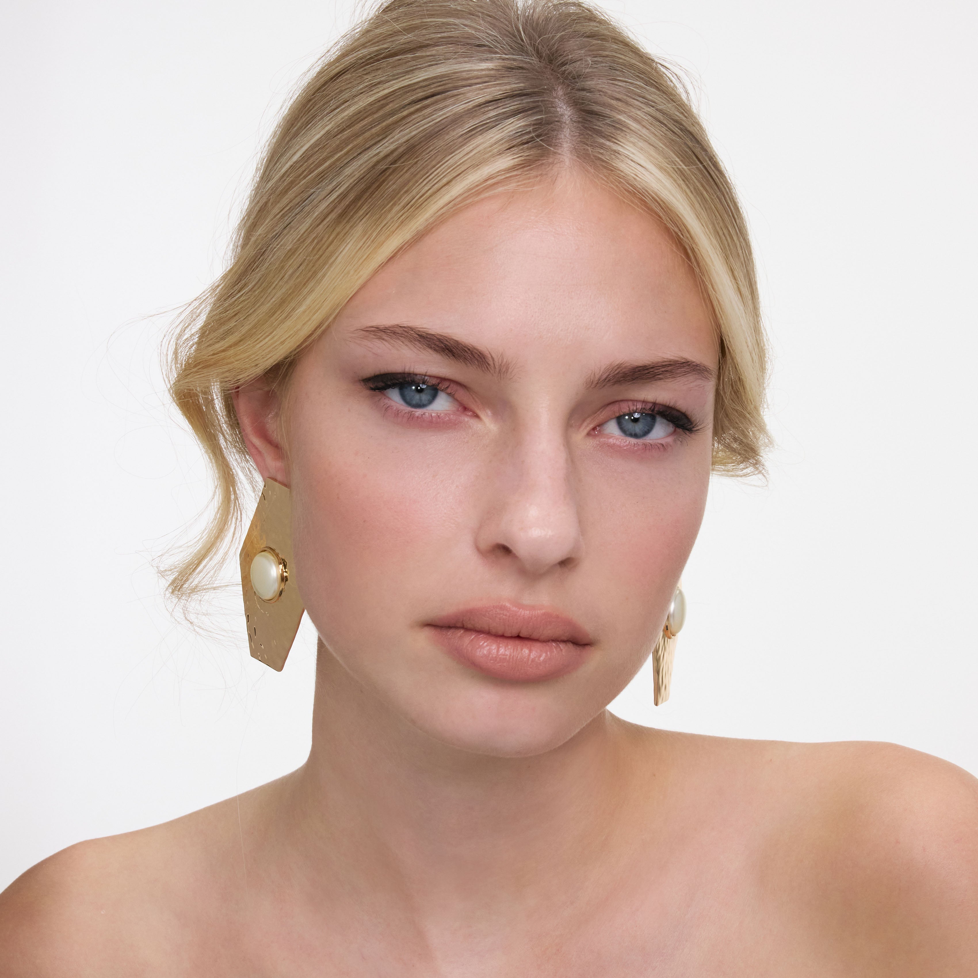 self-portrait セルフポートレイト　2024AW ピアス SELF PORTRAIT(セルフ・ポートレイト)のレディース ピアス 人気