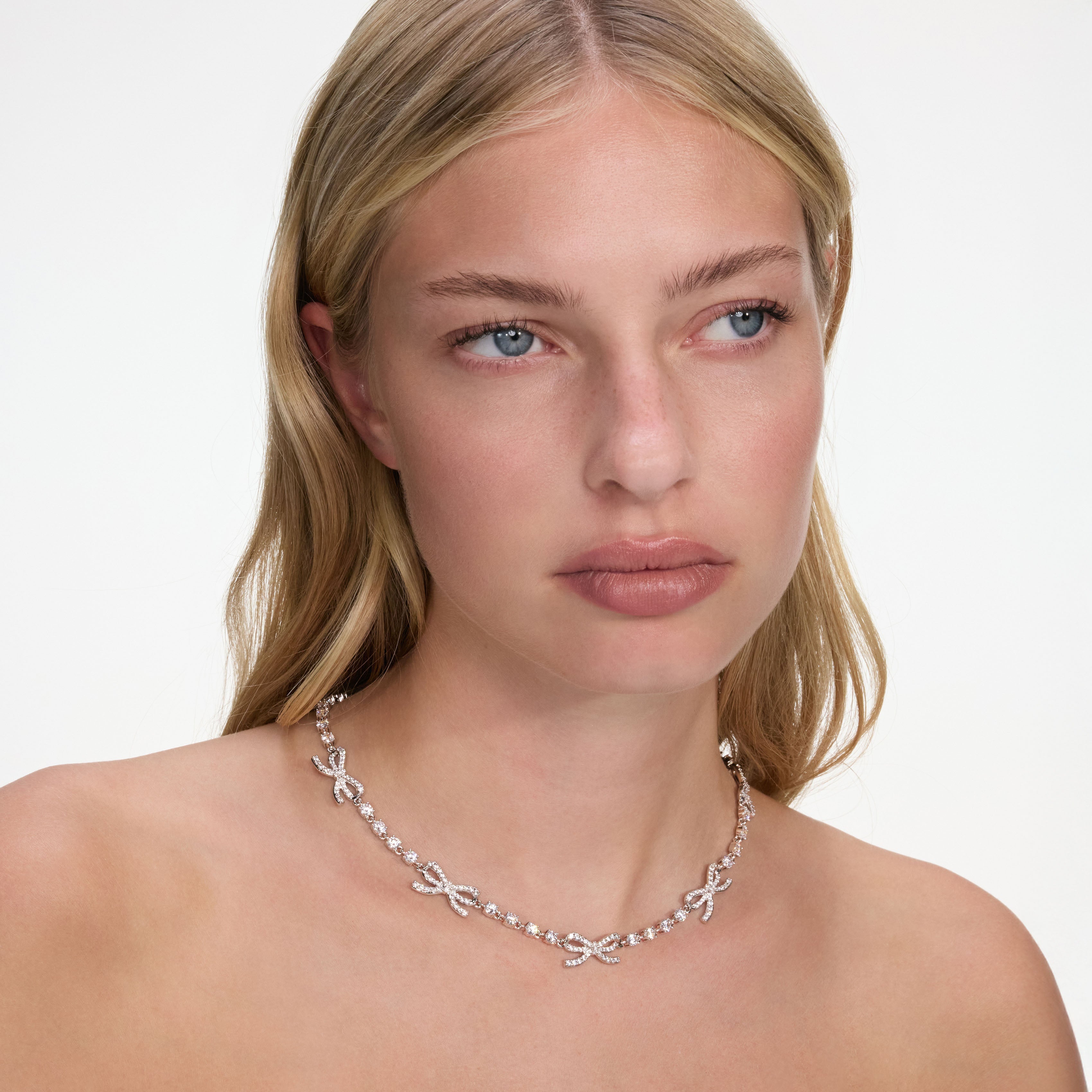 Crystal Bow Necklace – self-portrait-US