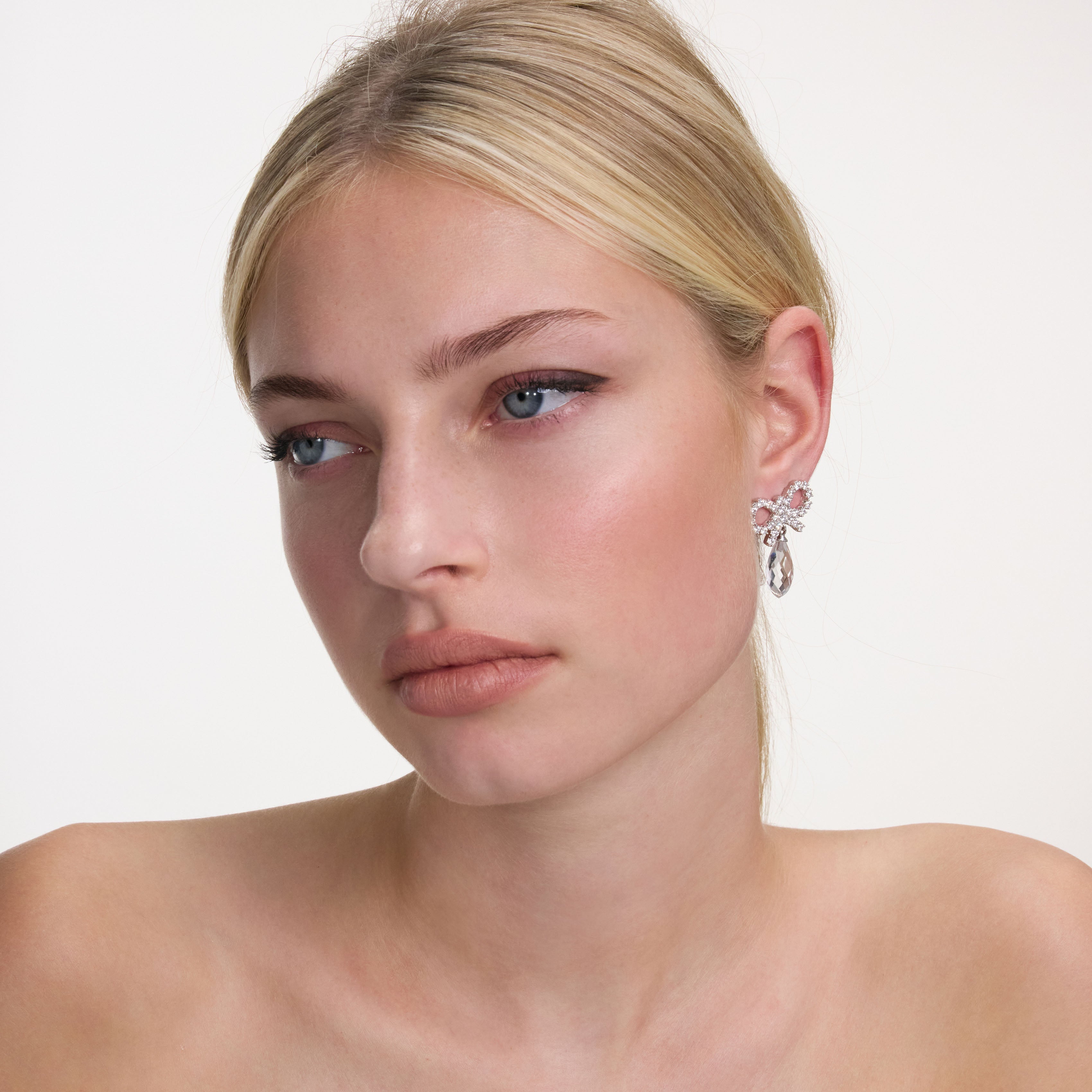 self-portrait セルフポートレイト　2024AW ピアス SELF PORTRAIT(セルフ・ポートレイト)のレディース ピアス 人気