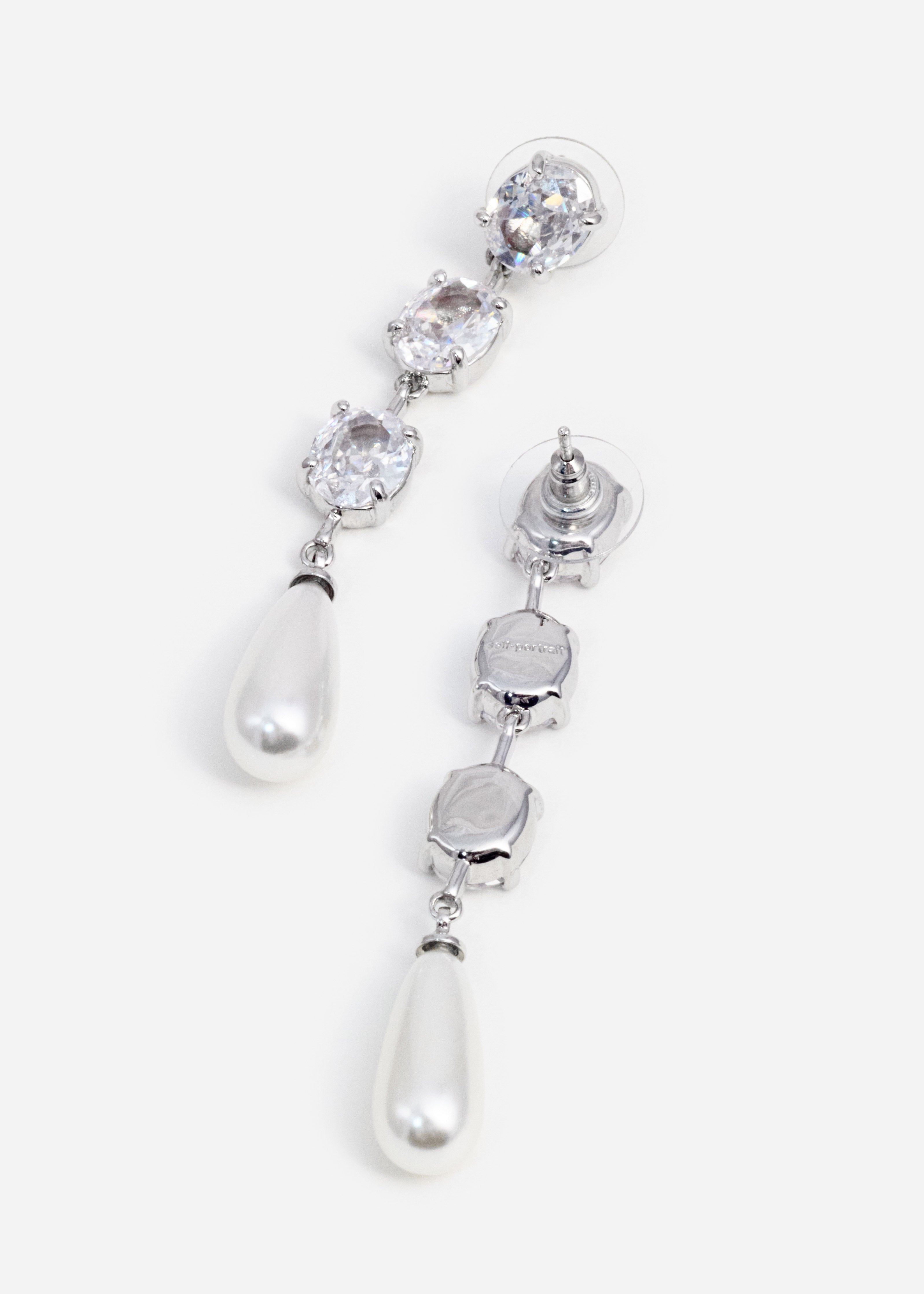 Tiered Crystal Pearl Droplet Earrings